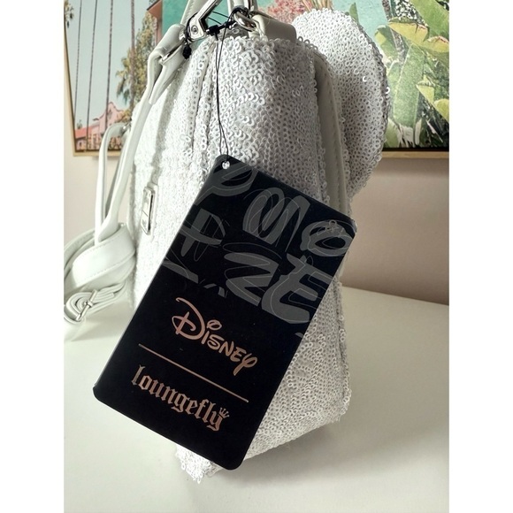 Disney x Loungefly White Sequin Minnie Mouse Bridal Bow Crossbody Bag Purse - Picture 9 of 10